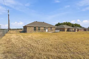 1711 Chenoweth St, Decatur, TX 76234 - Photo 36