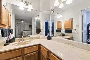 617 Cross Ridge Cir N, Fort Worth, TX 76120 - Photo 14