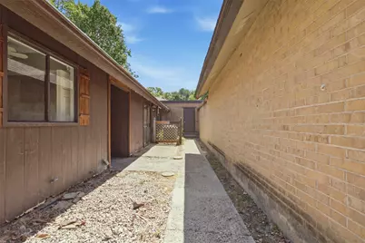 2202 Green Gate Drive, Arlington, TX 76012 - Photo 22