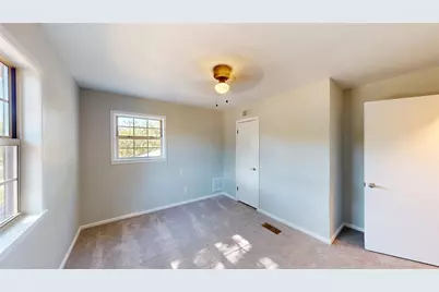 1105 S Ridgeway Drive, Cleburne, TX 76033 - Photo 22