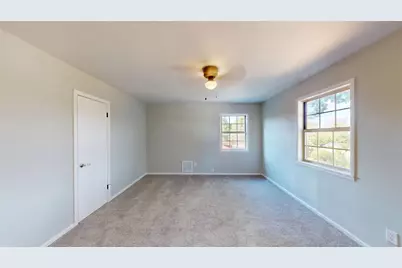 1105 S Ridgeway Drive, Cleburne, TX 76033 - Photo 14