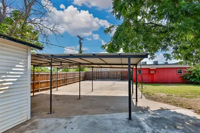 1206 N Morris Street, Gainesville, TX 76240 - Photo 32