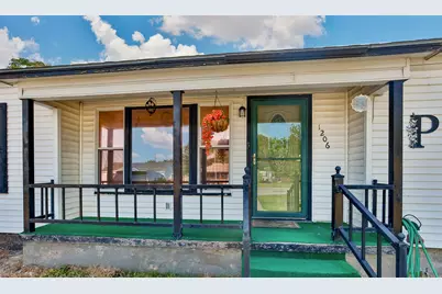 1206 N Morris Street, Gainesville, TX 76240 - Photo 4