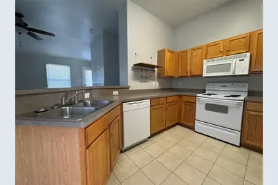 2064 Falls Creek Drive, Little Elm, TX 75068 - Photo 6