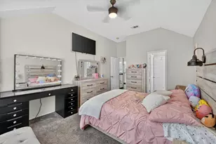 412 Roundrock Ln, Fort Worth, TX 76140 - Photo 20