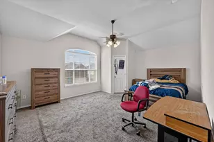 412 Roundrock Ln, Fort Worth, TX 76140 - Photo 24