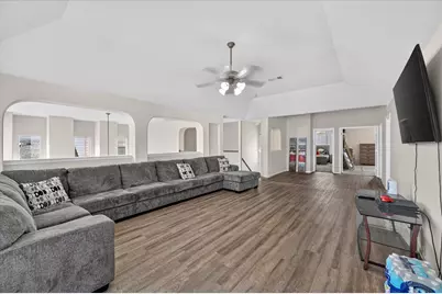 412 Roundrock Lane, Fort Worth, TX 76140 - Photo 6