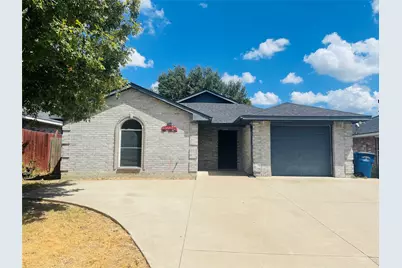2534 Las Villas Avenue, Dallas, TX 75211 - Photo 1
