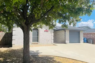 2534 Las Villas Ave, Dallas, TX 75211 - Photo 2