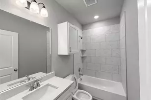 335 Mercy St, Greenville, TX 75401 - Photo 8