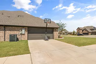2103 Rose Ct, Waxahachie, TX 75165 - Photo 6