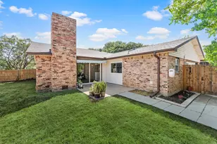 1905 Castille Dr, Carrollton, TX 75007 - Photo 36