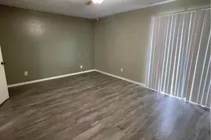 9820 Smokefeather Ln, Dallas, TX 75243 - Photo 10