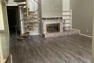 9820 Smokefeather Ln, Dallas, TX 75243 - Photo 2