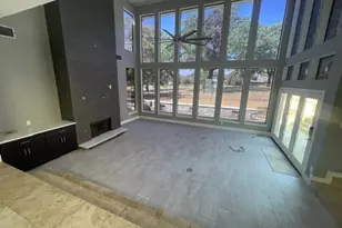 811 Turnberry Dr, Mansfield, TX 76063 - Photo 4