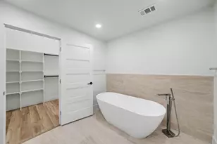 4001 Bullock Dr, Plano, TX 75023 - Photo 20