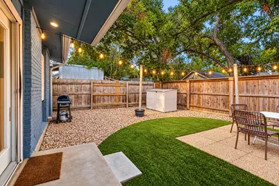 403 E Franklin Street #A, Grapevine, TX 76051 - Photo 18