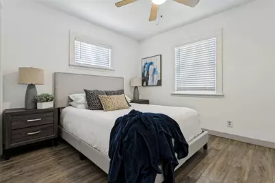 403 E Franklin Street #A, Grapevine, TX 76051 - Photo 14