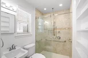 4452 Hockaday Dr, Dallas, TX 75229 - Photo 30