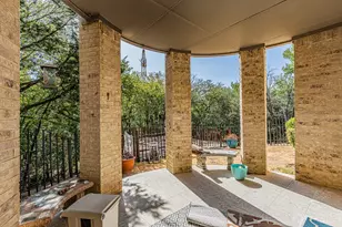 1552 Cypress Bend Dr, Cedar Hill, TX 75104 - Photo 2