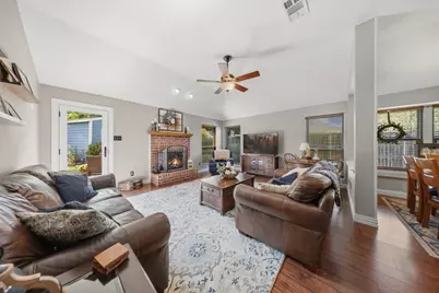 1120 Regal Drive, Garland, TX 75040 - Photo 12
