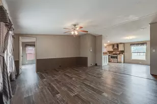 181 Sondra Lin Blvd, Decatur, TX 76234 - Photo 4