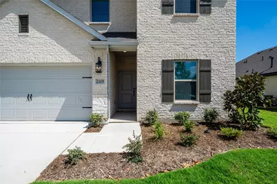 2109 Maple Ridge Drive, Van Alstyne, TX 75495 - Photo 4