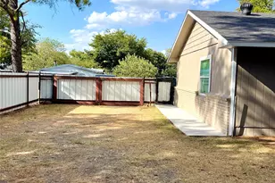7019 Darling St, Azle, TX 76020 - Photo 14