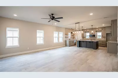 2204 Salina Circle, Granbury, TX 76048 - Photo 6