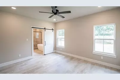 2204 Salina Circle, Granbury, TX 76048 - Photo 18