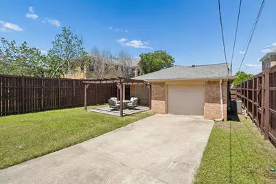 630 W Neely Street, Dallas, TX 75208 - Photo 24