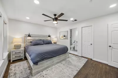630 W Neely Street, Dallas, TX 75208 - Photo 14