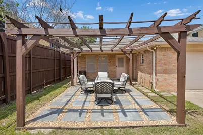 630 W Neely Street, Dallas, TX 75208 - Photo 26