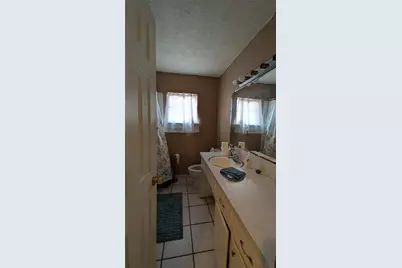 102 S Patricia Street, Lacy Lakeview, TX 76705 - Photo 20
