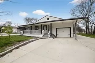 204 Dewitt St, Alba, TX 75410 - Photo 2