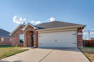 129 Lariat Trail, Waxahachie, TX 75165 - Photo 1