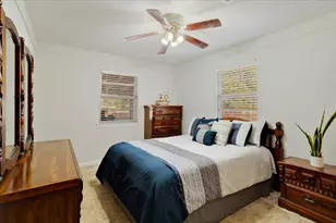 515 E Day St, Denison, TX 75021 - Photo 10