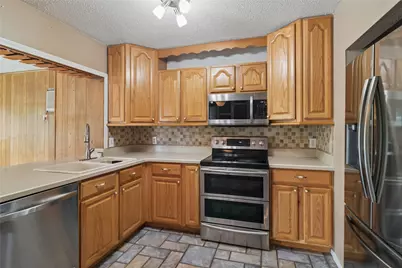 2108 Pearl Lane, Irving, TX 75060 - Photo 8
