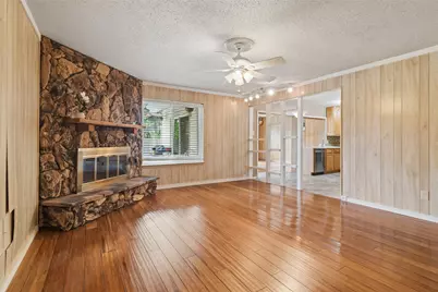 2108 Pearl Lane, Irving, TX 75060 - Photo 6