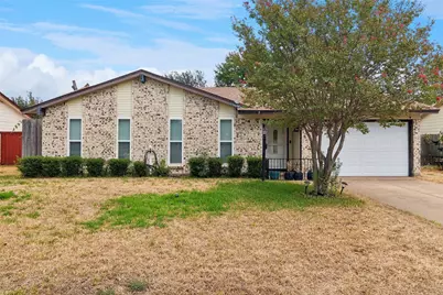 2108 Pearl Lane, Irving, TX 75060 - Photo 1