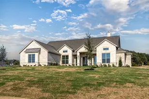 708 Burr Oak Ln, Weatherford, TX 76085 - Photo 2
