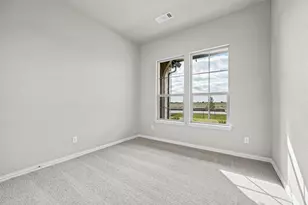 180 Aurora Ave, Valley View, TX 76272 - Photo 12