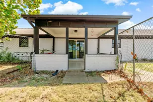 412 County Rd 34020, Brookston, TX 75421 - Photo 18