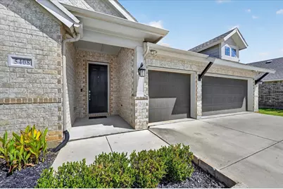 5408 High Pointe Drive, Haltom City, TX 76137 - Photo 2