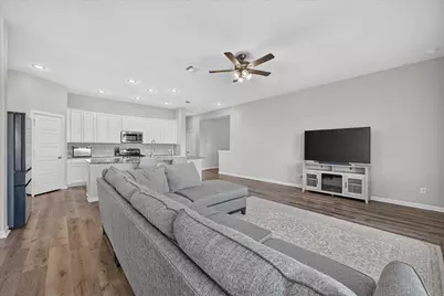 5408 High Pointe Drive, Haltom City, TX 76137 - Photo 14