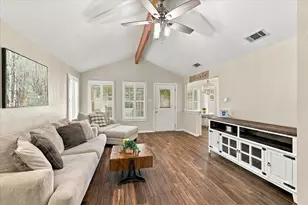 1231 E Lake Dr, Weatherford, TX 76087 - Photo 10