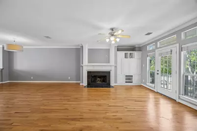 3943 N Hall Street, Dallas, TX 75219 - Photo 2