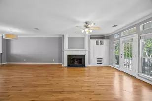 3943 N Hall St, Dallas, TX 75219 - Photo 2