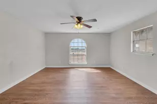 369 Anna Hobbs Ln, Bruceville Eddy, TX 76524 - Photo 12
