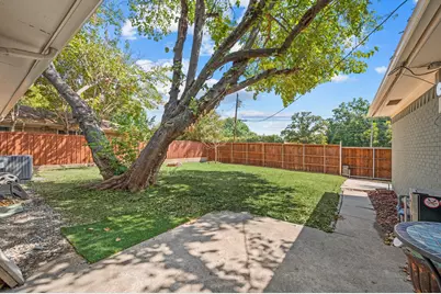 12450 Wood Manor Circle, Farmers Branch, TX 75234 - Photo 22